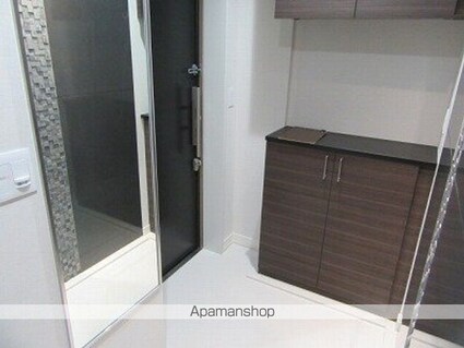 Ｈｉｌｌｓ　Ｒｅｓｉｄｅｎｔｉａｌ　Ｓ１２[1LDK/53.68m2]の玄関