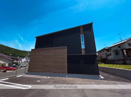 サントーシャ[2LDK/66.65m2]の外観1