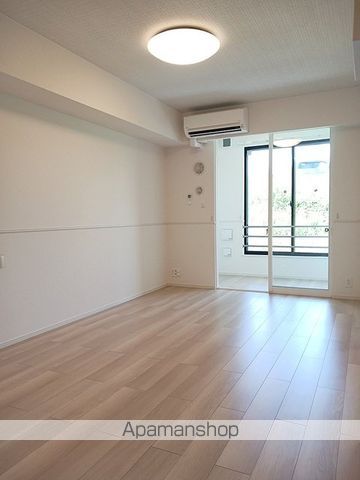 アルバータ セレーノの内装写真