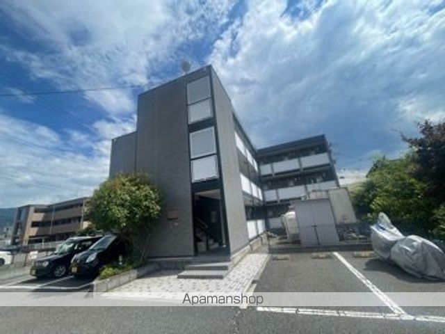 レオパレススターブライトの外観写真
