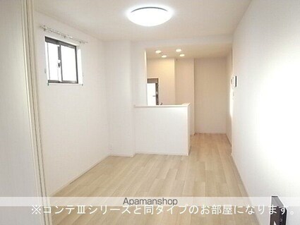 フォルトゥーナ[1LDK/35.6m2]のリビング・居間1