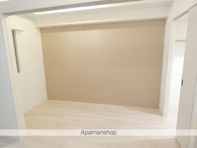 セレニテ江坂ミラクの内装写真