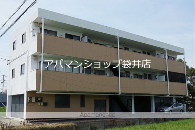 マヌハイツの外観写真