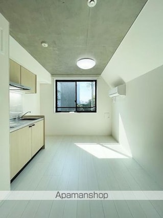 グレンジフォード高円寺南[1R/20m2]のリビング・居間