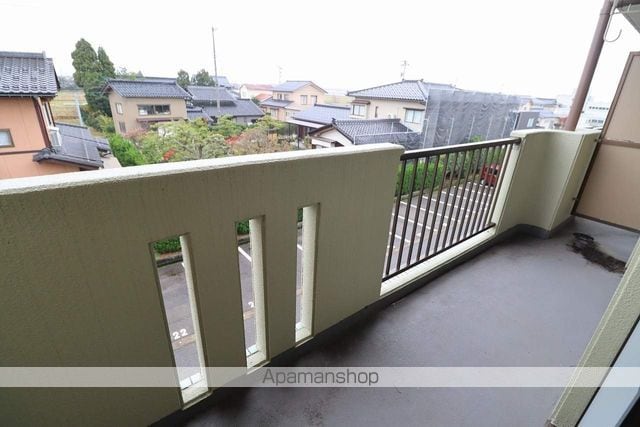シスコ イン となみの内装写真