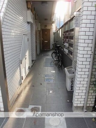 東京都中野区大和町１丁目[1R/20m2]のエントランス