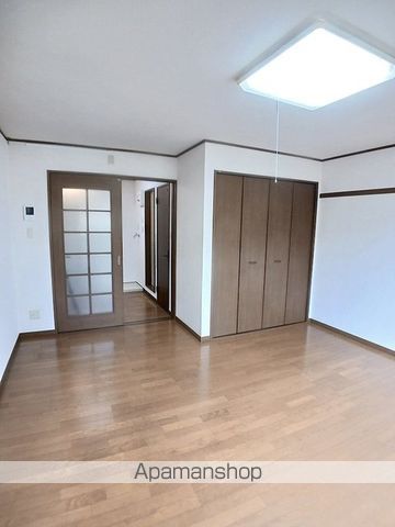 イーストマニの内装写真