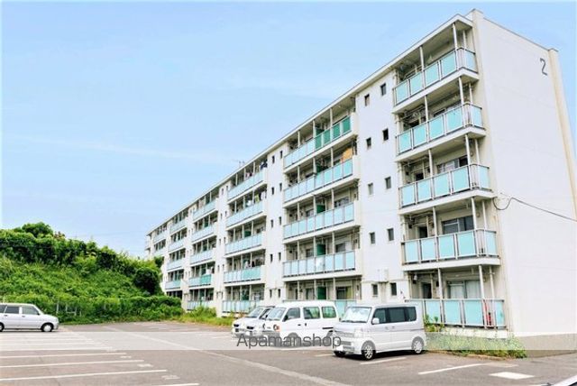 ビレッジハウス若松2号棟の玄関写真