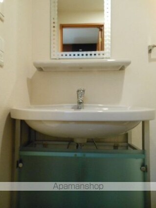 東京都港区芝３丁目[1K/22.4m2]の洗面所