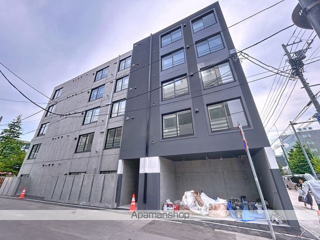 リーサ苗穂駅前の外観写真