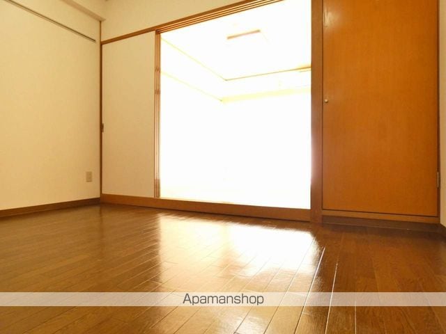 エンブレム元浜の内装写真