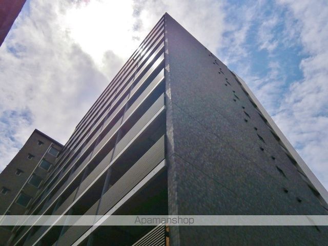 ドゥーエ江坂IIの外観写真