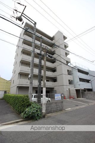 東雲パレスの外観写真