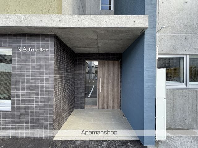 N.A FRONTIERの玄関写真