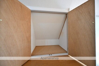 東京都三鷹市下連雀４丁目[1K/26.03m2]の収納