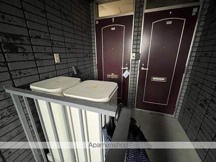 メゾンひまわり[2LDK/56.3m2]のエントランス2