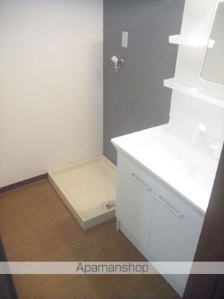和歌山県和歌山市梶取[3DK/58.3m2]の洗面所