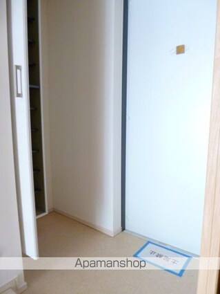 東京都立川市錦町１丁目[1LDK/46.9m2]の玄関