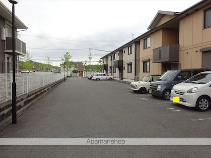 和歌山県和歌山市有家[2LDK/53.48m2]の駐車場2