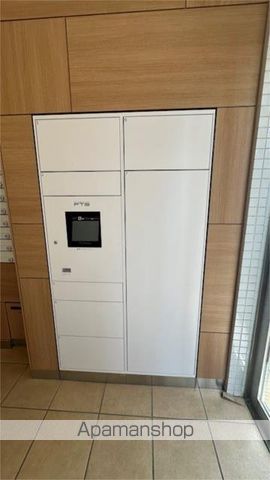 【新宿区中落合のマンションの写真】