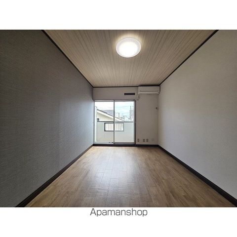 エステート旭町の内装写真
