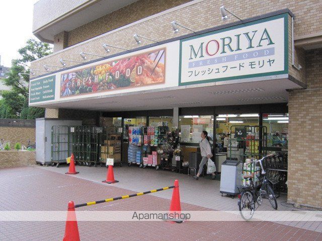 Tout Le Mondeの周辺写真