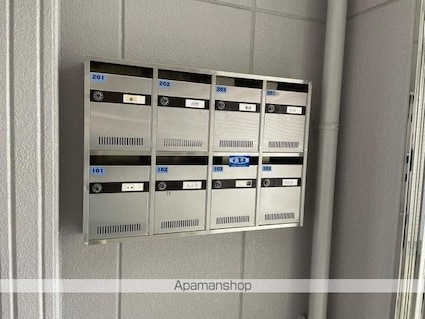 ルミナス５５[3LDK/67.26m2]の共用部1