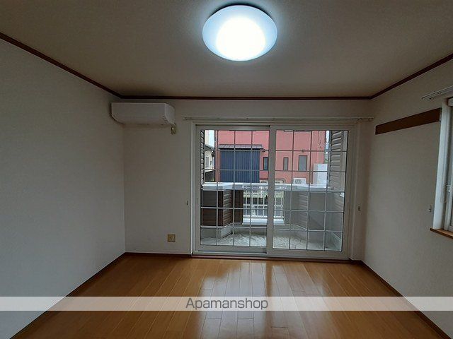 ビビエンダ　アリス　Ａ棟[2DK/44.34m2]のリビング・居間