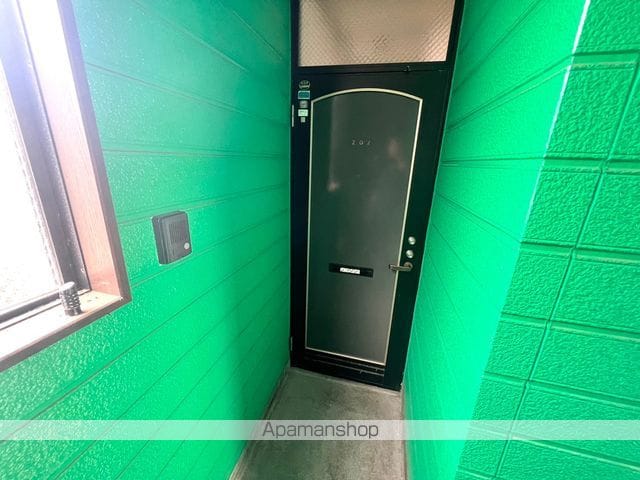 アイリス奥森の玄関写真