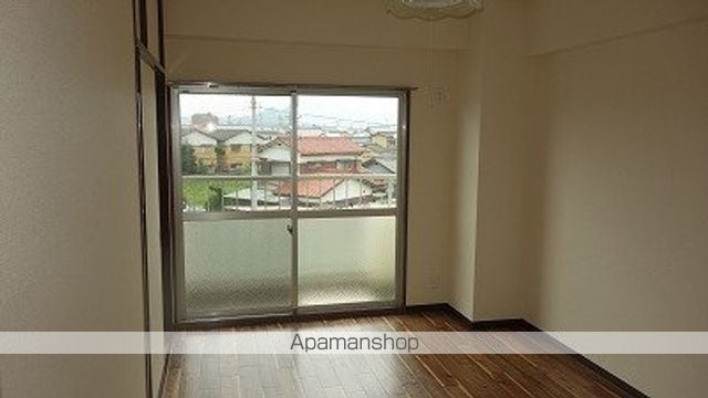 ワールハイム津森の内装写真