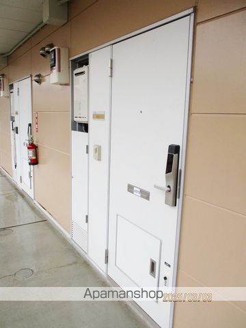 レオパレス双葉の玄関写真