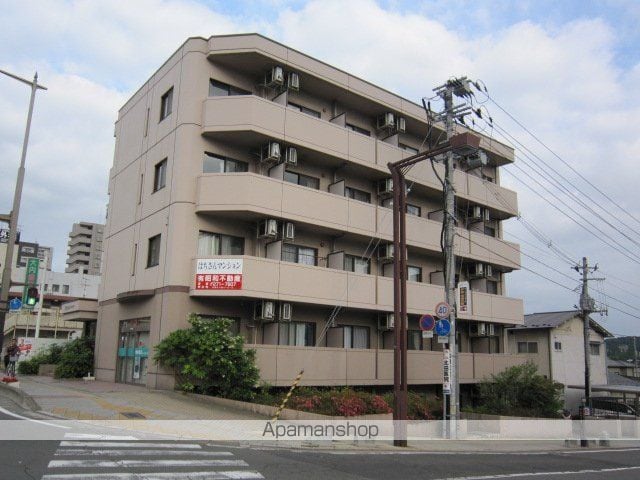 はちさんマンションの外観写真