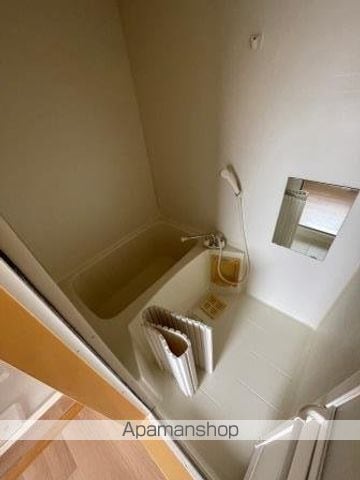 メゾンカフカスの内装写真