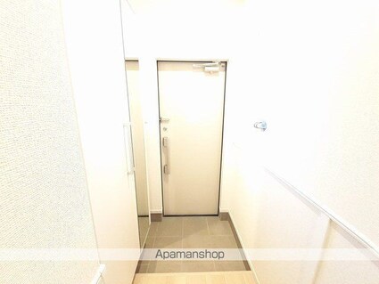 サン・マーレンⅥ[1LDK/50.87m2]の玄関