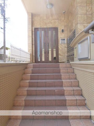 シティライフ藤ヶ丘西の玄関写真