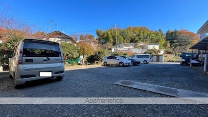 グランドホーム八王子[1K/17.82m2]の駐車場