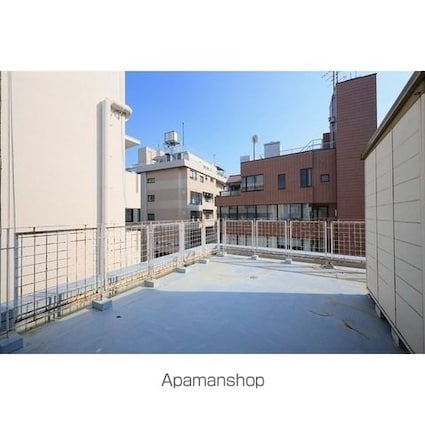 柳田ビル[2LDK/107.51m2]のバルコニー