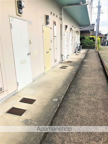 メイプルコート広原の玄関写真