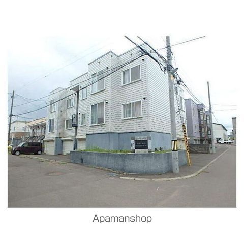 プラザイン西町の玄関写真