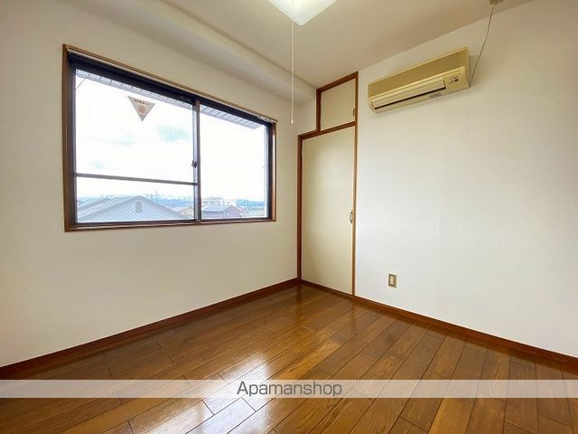 ローズハイツ的場の内装写真