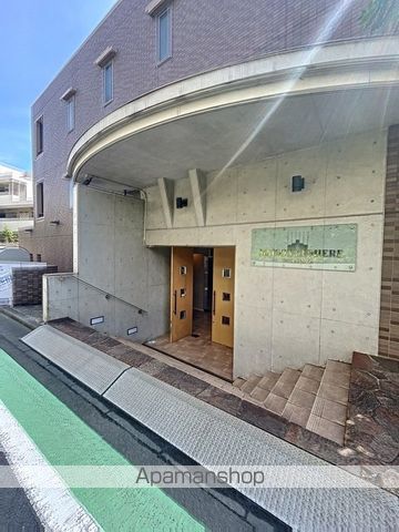 メゾン・ルミエールたまプラーザの玄関写真