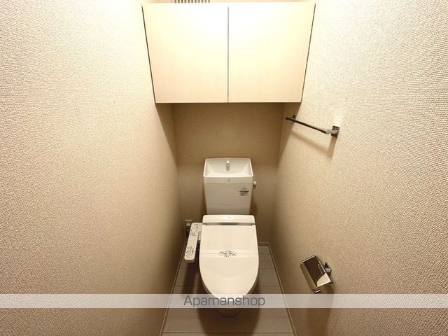 コンフォーレ A棟の内装写真