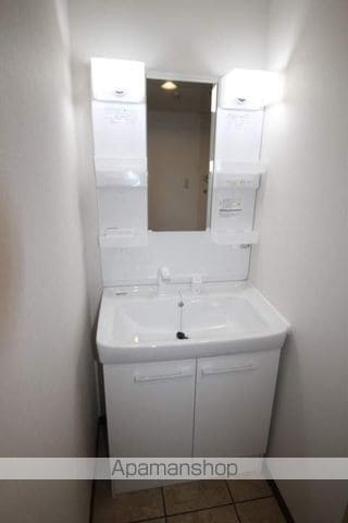 シーズンコート泰明町の内装写真