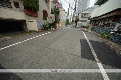 アパルトマン四谷[2DK/42.9m2]の周辺10