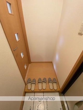 香川県高松市伏石町[1LDK/33.61m2]の玄関