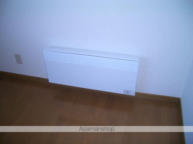 ユトリロ19条の内装写真