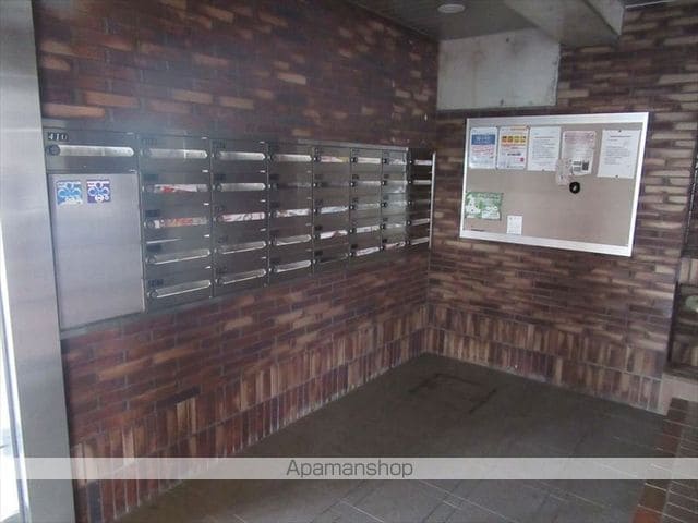 レジデンス岸和田の玄関写真