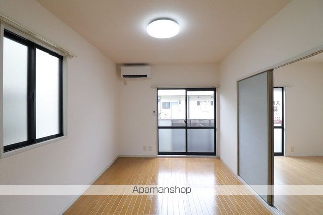 テールフォーム Aの内装写真