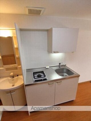 グランアルブル神田[1R/30m2]のキッチン