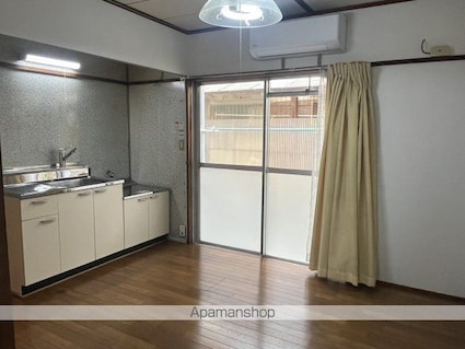 高岡アパート[2DK/39m2]のリビング・居間